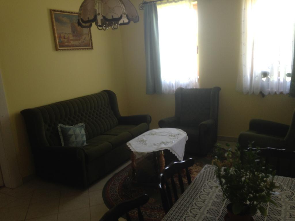 Koelcsey Kuria Vendeghaz Hotel Szatmarcseke ภายนอก รูปภาพ